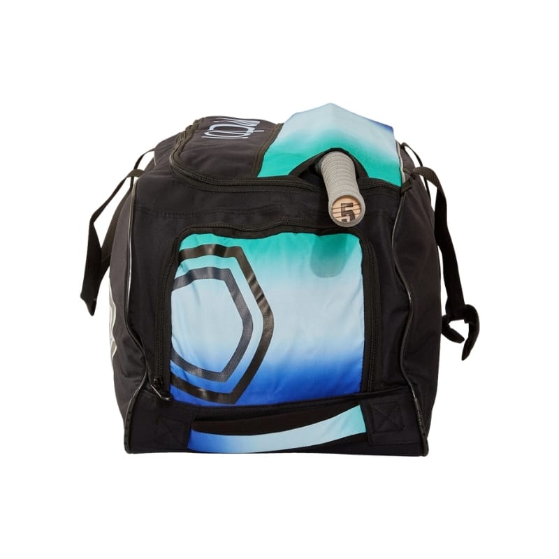 148 Vector Junior Wheel Cricket Bag